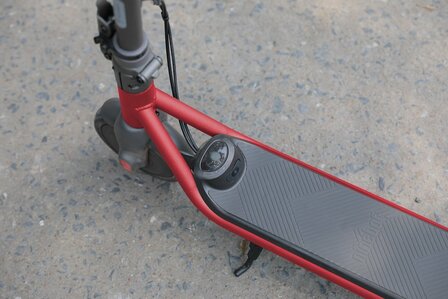 www.robohome.nl - Segway Ninebot eKickScooter ZING C15