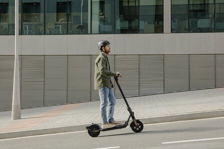 www.robohome.nl - Segway Ninebot Kickscooter F2 Pro E