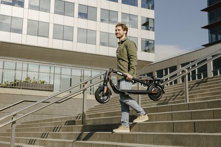 www.robohome.nl - Segway Ninebot Kickscooter F2 Pro E