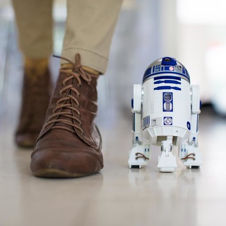 RoboHome Sphero Star Wars R2-D2