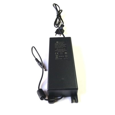 Robomow power supply for base station